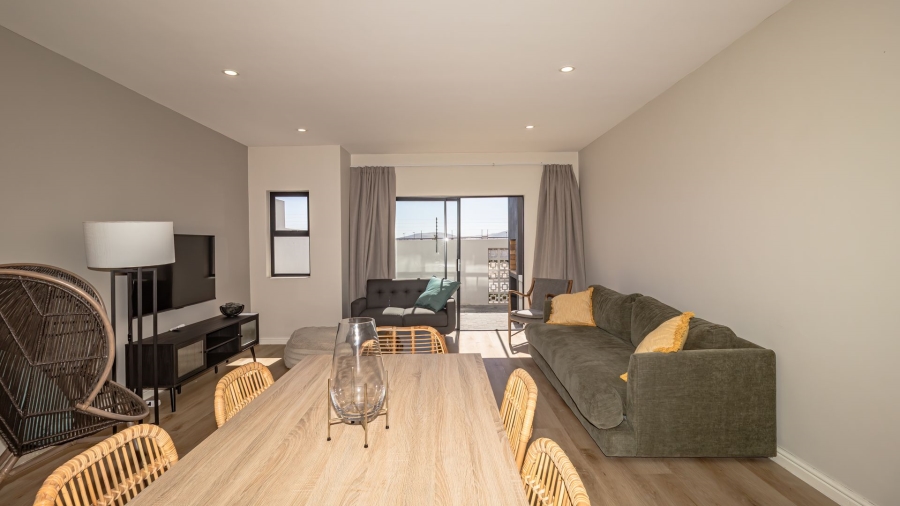 To Let 4 Bedroom Property for Rent in Sandown Western Cape